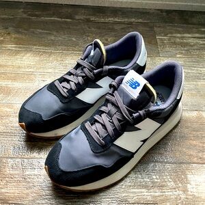 New Balance 320 Size 8